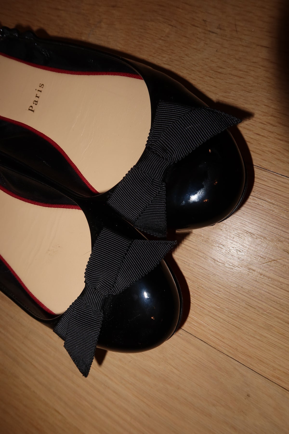 Vintage Louboutin Bow Ballet Flat - EU 37