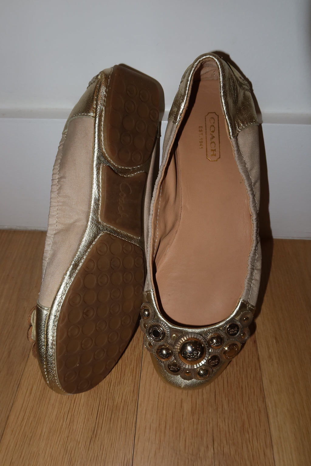 Vintage Coach Venus Embellished Ballet Flats - US 7.5